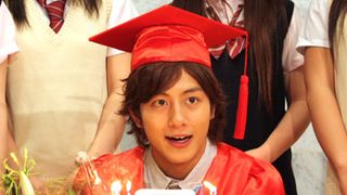 10代卒業の若手イケメン溝端淳平、「ブラジャーとミニスカを着て……」女装した過去を告白!