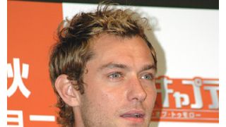 ジュード・ロウ、「相手役」の頭蓋骨は19世紀の男性のもの