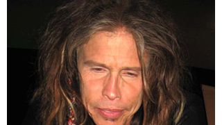 エアロスミスのスティーヴン・タイラーが自伝執筆!「1,600ドルの入ったかばんを拾った」