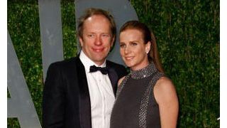 「ブラザーズ&シスターズ」のレイチェル・グリフィスに女児誕生