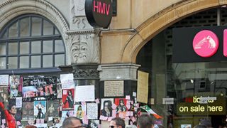 ロンドンに突如出現した“マイケル・ジャクソンの聖地”