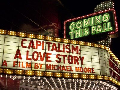 マイケル・ムーア、新作は経済危機を題材に皮肉たっぷり“ロマンス”風