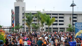 初日からヘビー級！　サンディエゴのコミック・コンがスタート