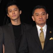 小栗旬、今の日本に必要なリーダーの条件を問われ「う~ん……」