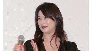 草なぎ剛のピリピリ視線に、夏川結衣が「怖いんで、この辺で」とコメント切り上げ!?