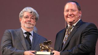 ジョージ・ルーカス監督登場!金獅子像をジョン・ラセターに授与