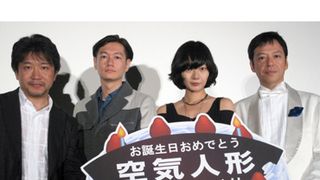 板尾とARATAがカンヌで居眠り?休業宣言した是枝は「複雑な心境です」