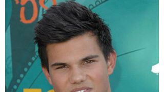 『ニュームーン/トワイライト・サーガ』のテイラー・ロートナー、肉体改造のためアイスクリームはお預け