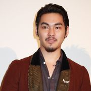 柳楽優弥、太ったのは役づくり…と自虐ネタ!日本初の実写3D映画『戦慄迷宮3D』ついに公開!