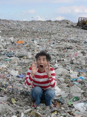 楳図かずお73歳 驚きのプライベート赤裸々に公開 天才漫画家初のドキュメンタリー シネマトゥデイ