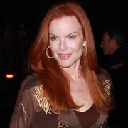 「デスパレートな妻たち」のマーシア・クロス、ファッションセンスの無さが子どもに遺伝