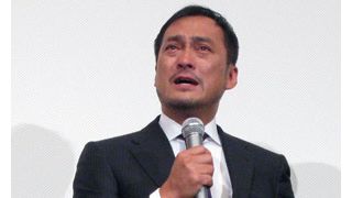 渡辺謙、男泣き！「遺族の方たちのお気持ちを汚すことのないようにやってきた」