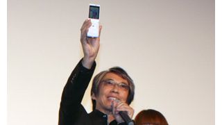 菊地凛子もあぜん?…生瀬、暴走?携帯の写メ必死に客に見せる『サイドウェイズ』舞台あいさつ