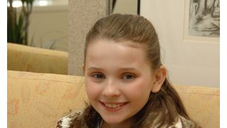 アビゲイル・ブレスリンのヘレン・ケラー抜てき 障害のある俳優たちが非難