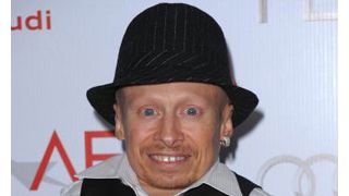 『オースティン・パワーズ』のミニ・ミー、恋人から接近禁止命令