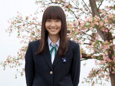 新垣結衣 女子高生姿はこれで見納め 10年ごしの大人の恋を熱演 一青窈の ハナミズキ 映画化 シネマトゥデイ