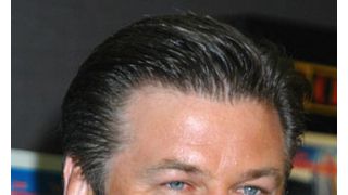 アレック・ボールドウィン、整形手術で若さを取り戻したい