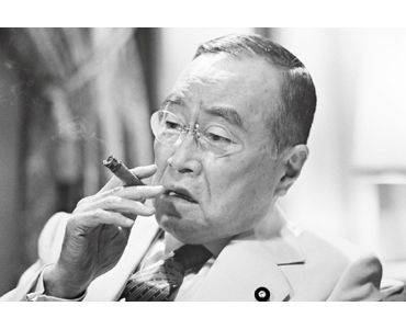 森繁久弥さん死去、最後の出演映画、犬童一心監督「91歳でもステーキたいらげた」と思い出語る
