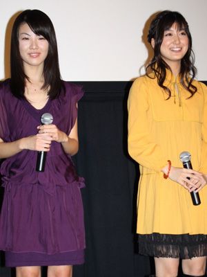 美少女女優のツーショット！15歳福田麻由子と16歳水沢奈子がミニスカワンピで初々しく登場！