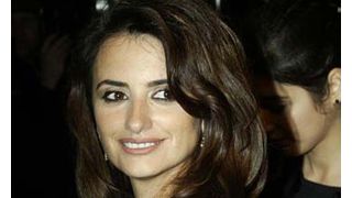 ペネロペ・クルス、12月に挙式？ウエディングドレスを物色中？