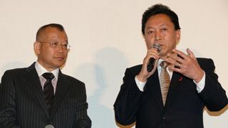 鳩山首相サプライズ登場!「おとうと(邦夫氏)といい関係になりたい」と映画にかけて笑い取る