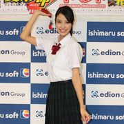 7代目『ケータイ刑事(デカ)』岡本あずさ、サックスの練習のし過ぎで内出血!?