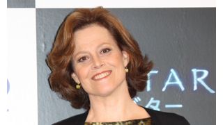 60歳のシガーニー・ウィーヴァー「年をとるごとに幸せに」