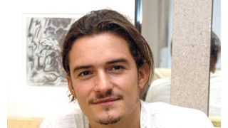 オーランド・ブルーム、ミランダー・カーとの婚約を否定