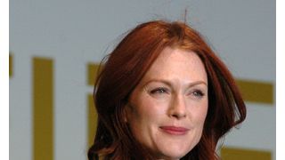 ジュリアン・ムーア、2010年ブルガリの顔に選ばれる