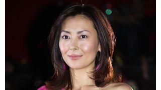 中山美穂、思わず涙!中島美嘉の熱唱に感極まる
