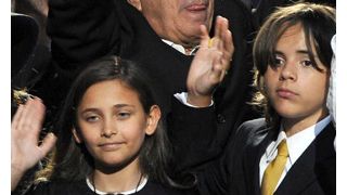 マイケル・ジャクソンさん子どもたち、月550万円の生活費では不足