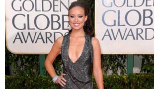 「Dr. HOUSE」のオリヴィア・ワイルド、ゴールデン・グローブ賞のドレスをオークションにかけハイチに寄付