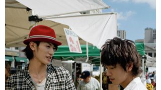 三浦春馬と佐藤健が初ニューヨークに大興奮!なぜだかミョーにハマッている映像を本邦初公開