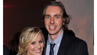 「HEROES」のクリステン・ベル、ダックス・シェパードと婚約