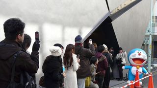 「ドラえもん映画祭」寒空の下、大人が朝から長蛇の列!親子2世代での来場も!
