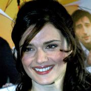 レイチェル・ワイズ、スリラー映画でダニエル・クレイグの妻役に