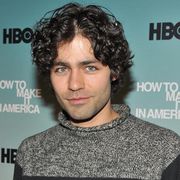 「アントラージュ」のエイドリアン・グレニアーに新恋人?