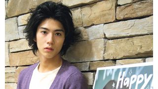 賀来賢人、第2ボタンの思い出を告白!LISMOオリジナルドラマでリアル高校生と卒業式体験