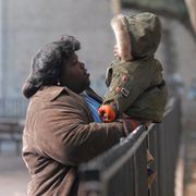 アカデミー賞脚色賞は、映画『プレシャス』が受賞!脚本家のジェフリー・フレッチャー号泣