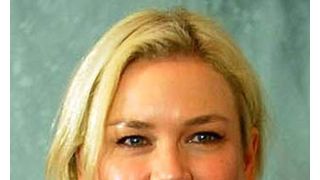 レニー・ゼルウィガー、心優しいパパラッチにコーヒーでお礼