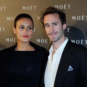 『恋におちたシェイクスピア』のジョセフ・ファインズに女児誕生