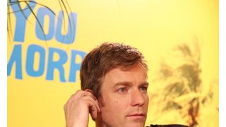 ユアン・マクレガー、愛について語るも実生活をたずねると「余計なお世話だよ」