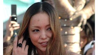 安室奈美恵の登場に沖縄がヒートアップ！沖縄国際映画祭のレッドカーペットは華やかに