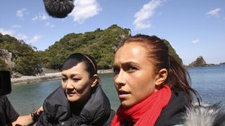 日本のイルカ漁「すぐやめて!」来日して猛抗議!人気女優「ヒーローズ」ヘイデン・パネッティーア