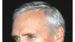 「デニス・ホッパーの妻は彼を殺そうとしていた」アシスタントが衝撃の証言