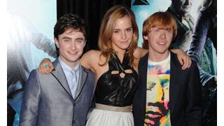 『ハリー・ポッターと死の秘宝』のトップシークレットな脚本がイギリスのバーで発見される