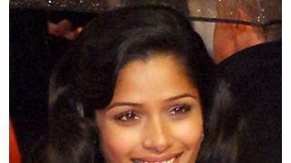 『スラムドッグ＄ミリオネア』のフリーダ・ピント、女優を引退して歌手に？