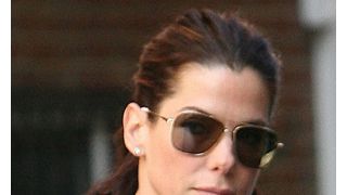 サンドラ・ブロック、3人の子どもたちを引き取り子育て中