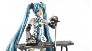 初音ミク、ついに美少女アイドルの超合金フィギュアとして商品化!