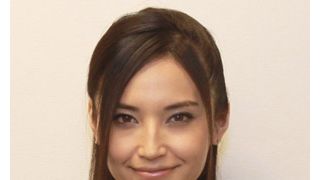 美人看護師とクールな女戦士!目力美女の渡辺奈緒子、コンプレックス明かす